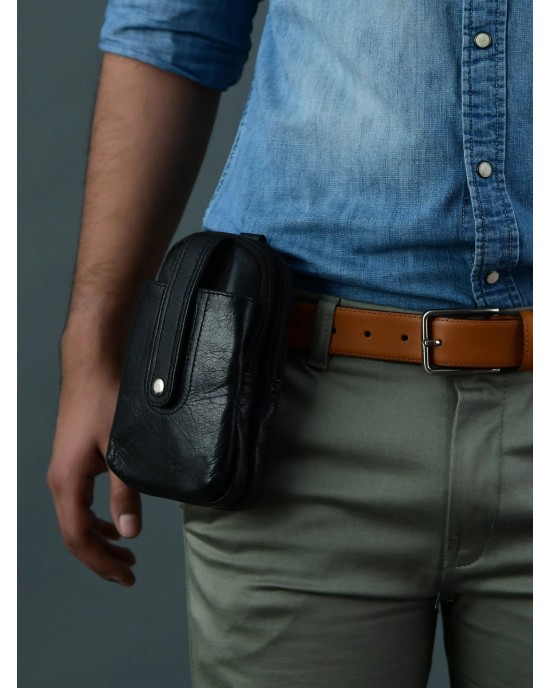 Jet-Set Organizer: Leather Phone Pouch